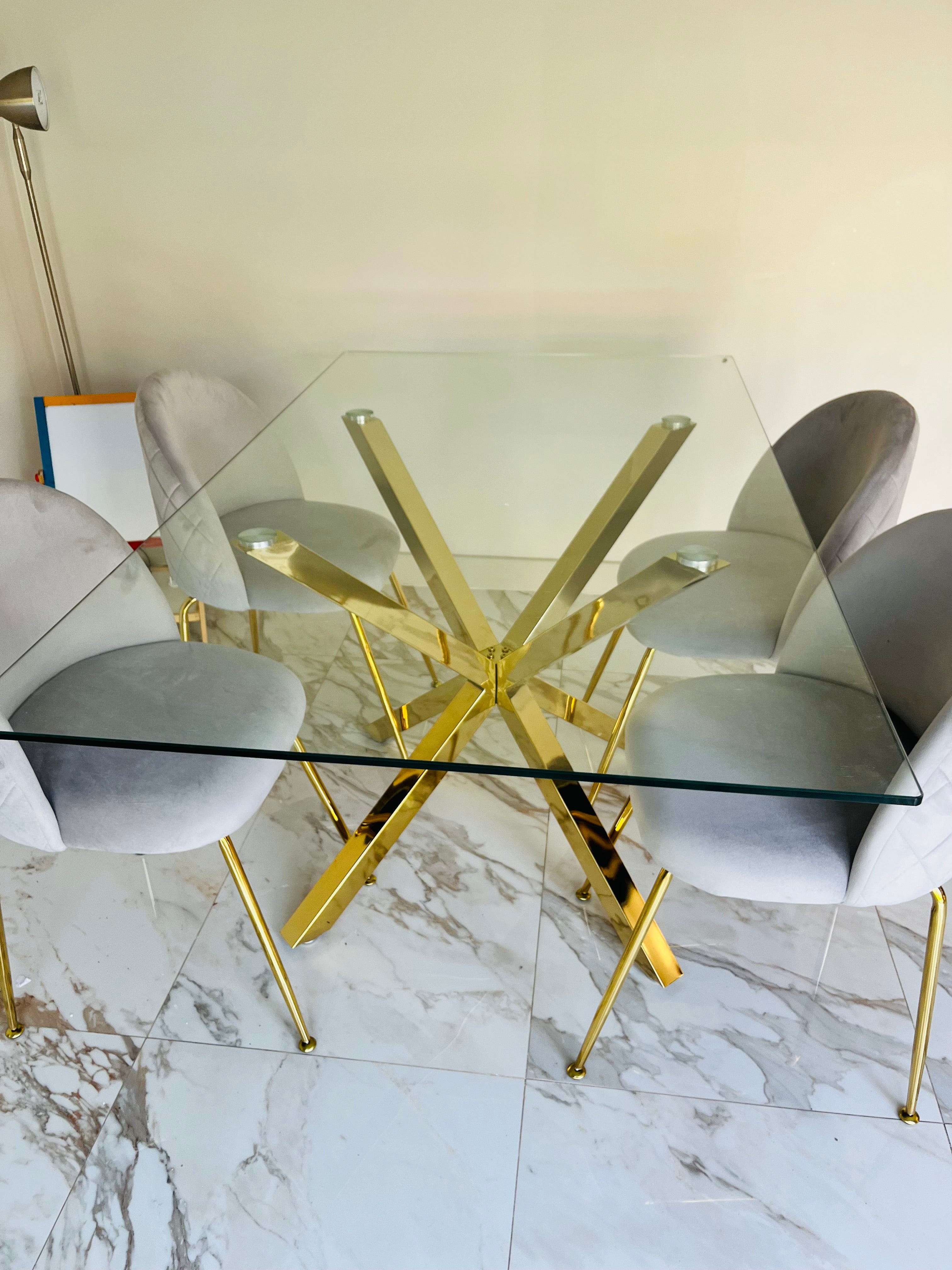 Dining table 130x80cm + LUXURY GOLD CHAIRS