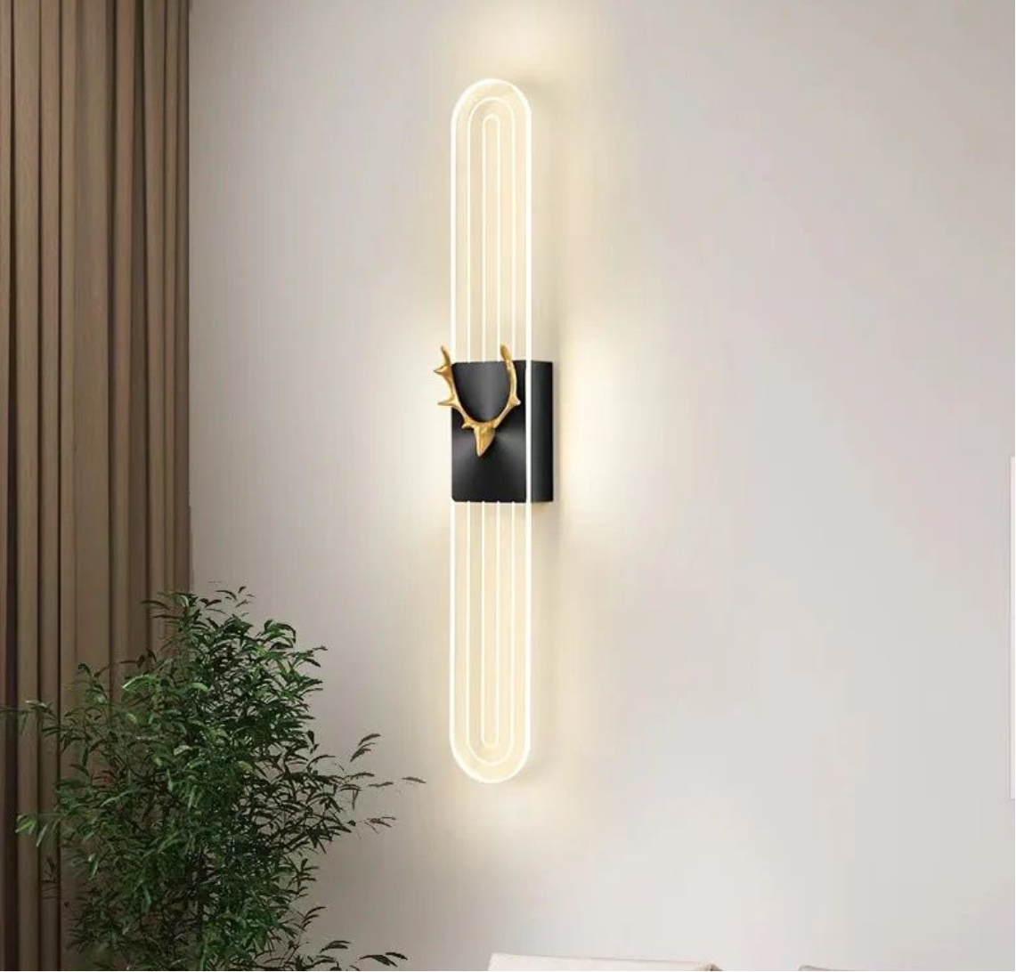 Wall-mounted LED lamp