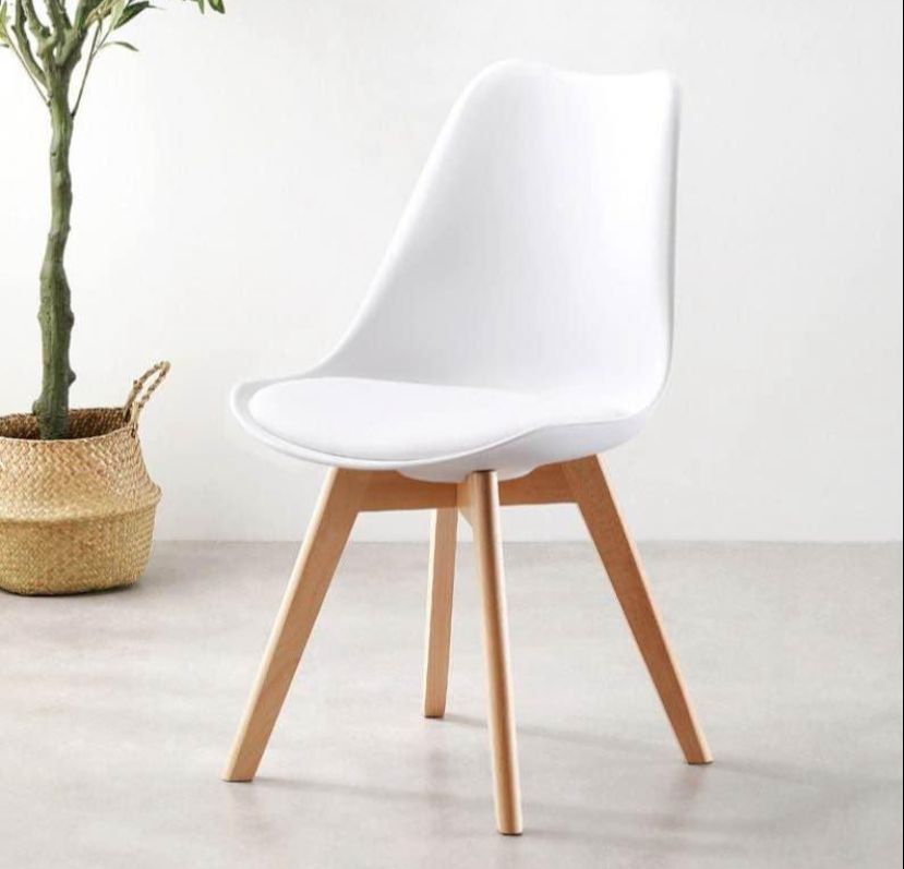 Mesa circular 120 cm + sillas tulip